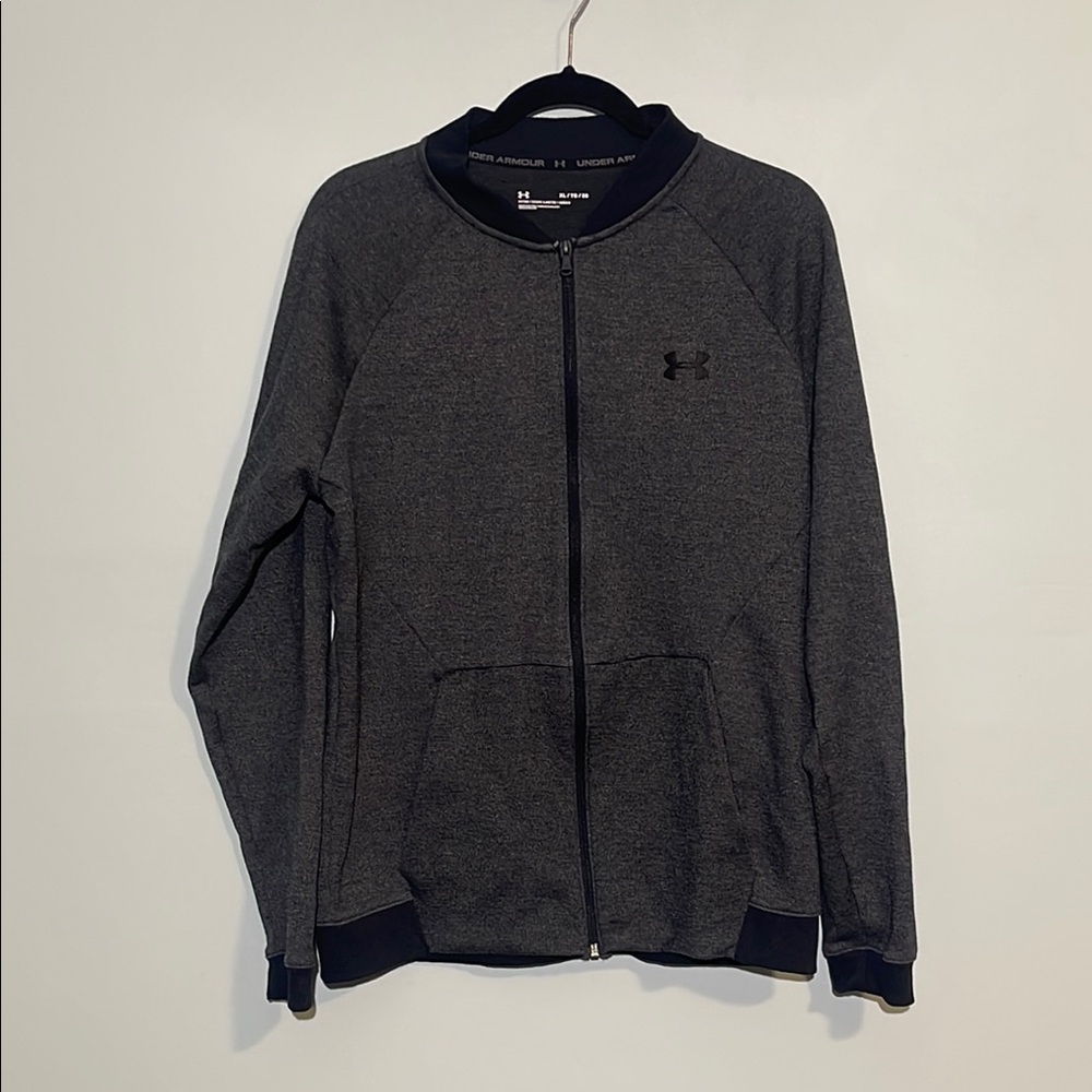 Under Armour Fitted Crew Neck Gray Zip Up Jacket Men’s Size XL Pockets Athletic